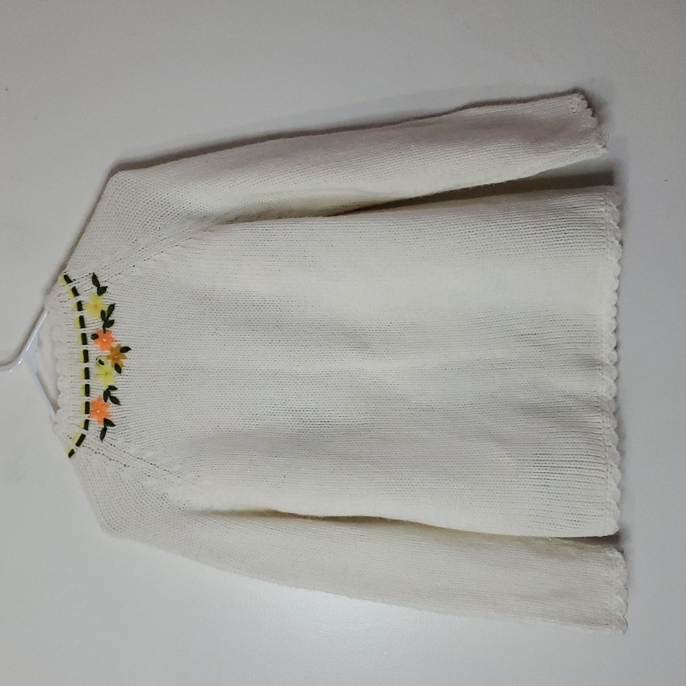 Womens Vintage Handmade Floral Embroidered Knit Sweater Size Small 70's Buttons - Picture 4 of 8